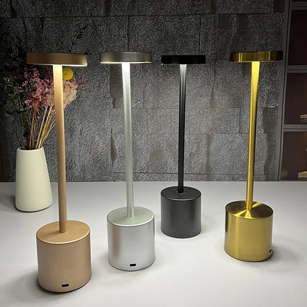 Wireless Bedside Lamp - Golden Muse